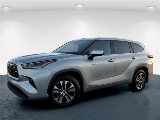 2021 Toyota Highlander Hybrid XLE