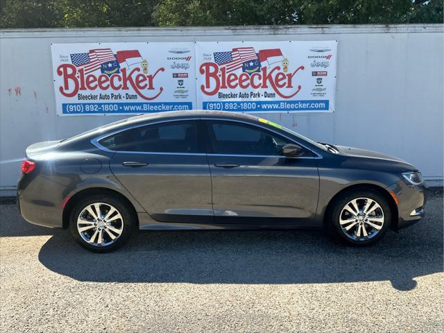 2015 Chrysler 200 Limited