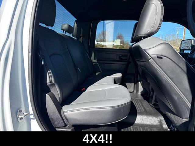 2023 RAM 3500 Tradesman Crew Cab 4x4 64 Box