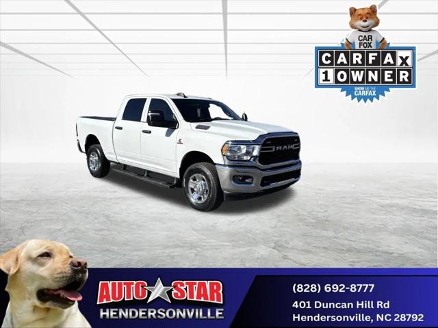 2023 RAM 3500 Tradesman Crew Cab 4x4 64 Box