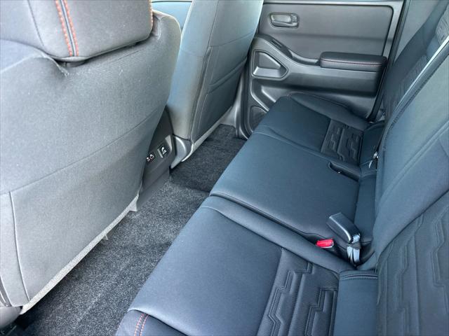 2026 Nissan Frontier Crew Cab PRO-4X 4x4