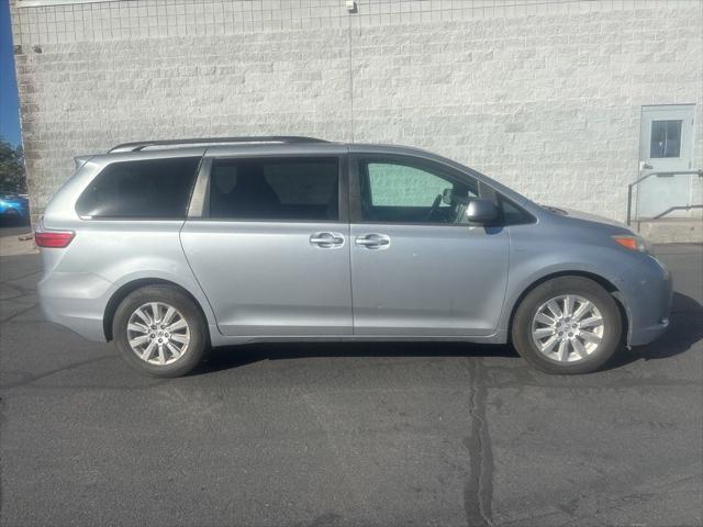 2016 Toyota Sienna LE 7 Passenger