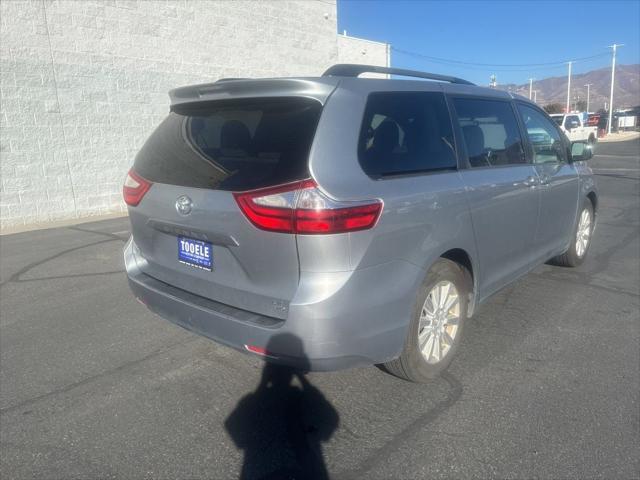 2016 Toyota Sienna LE 7 Passenger