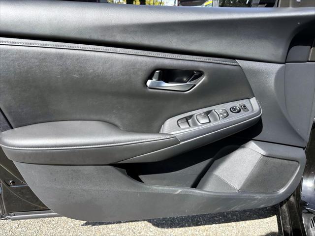 2025 Nissan Sentra SV [16]