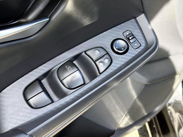 2025 Nissan Sentra SV [17]