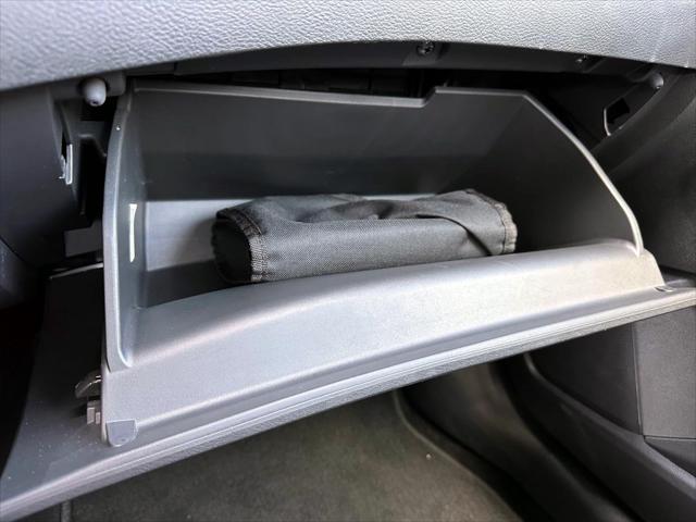 2025 Nissan Sentra SV [24]