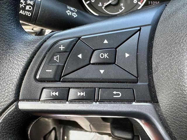 2025 Nissan Sentra SV [26]