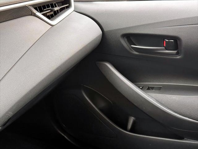 2022 Toyota Corolla LE [24]