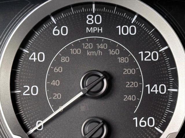 2022 Toyota Corolla LE [25]