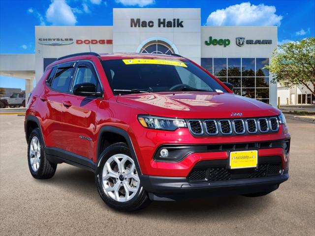 2025 Jeep Compass Latitude 4x4 2025 Jeep Compass Latitude 4x4