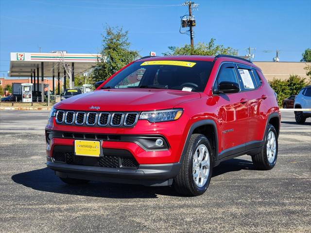 2025 Jeep Compass Latitude 4x4 2025 Jeep Compass Latitude 4x4
