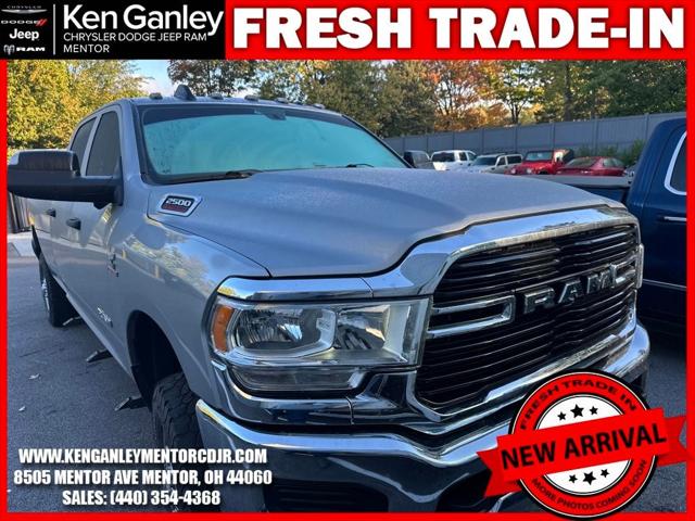 2020 RAM 2500 Tradesman Crew Cab 4X4 8 Box 2020 RAM 2500 Tradesman Crew Cab 4X4 8 Box