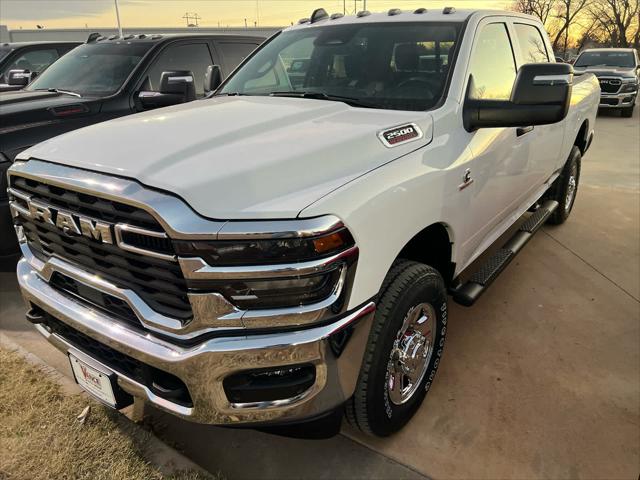 2026 RAM Ram 2500 RAM 2500 TRADESMAN CREW CAB 4X4 64 BOX