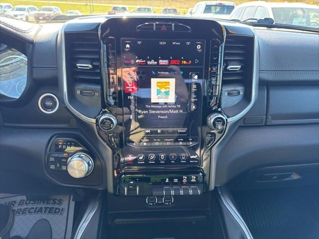 2021 RAM 1500 Laramie Crew Cab 4x4 64 Box 2021 RAM 1500 Laramie Crew Cab 4x4 64 Box