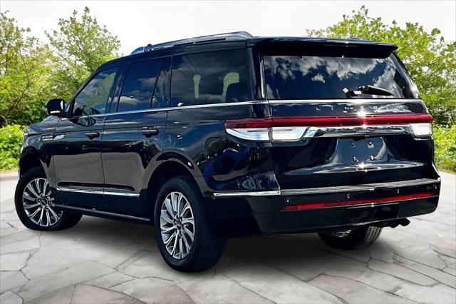 2022 Lincoln Navigator Standard 2022 Lincoln Navigator Standard