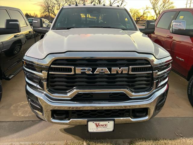 2026 RAM Ram 2500 RAM 2500 TRADESMAN CREW CAB 4X4 64 BOX