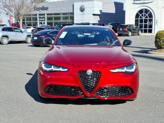 2025 Alfa Romeo Giulia GIULIA INTENSA AWD