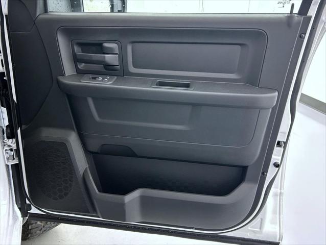 2026 Ram 2500 Warlock Crew Cab 4x4 6'4" Box