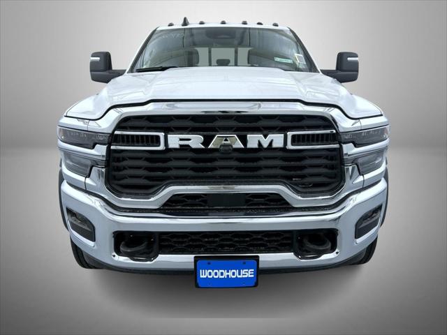 2026 RAM Ram 5500 Chassis Cab RAM 5500 TRADESMAN CHASSIS CREW CAB 4X4 84 CA