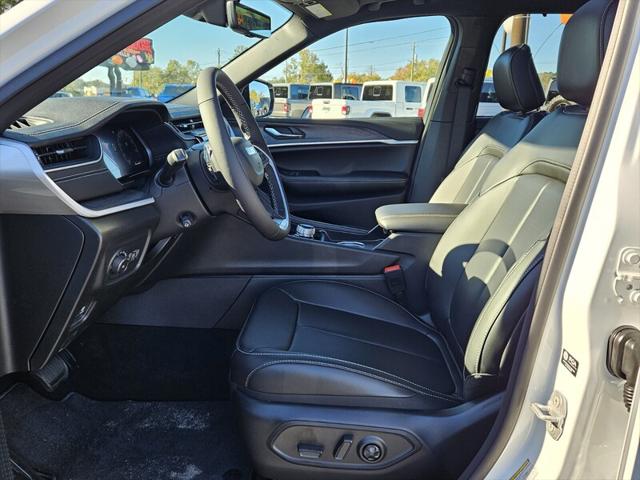 2025 Jeep Grand Cherokee GRAND CHEROKEE LIMITED 4X2