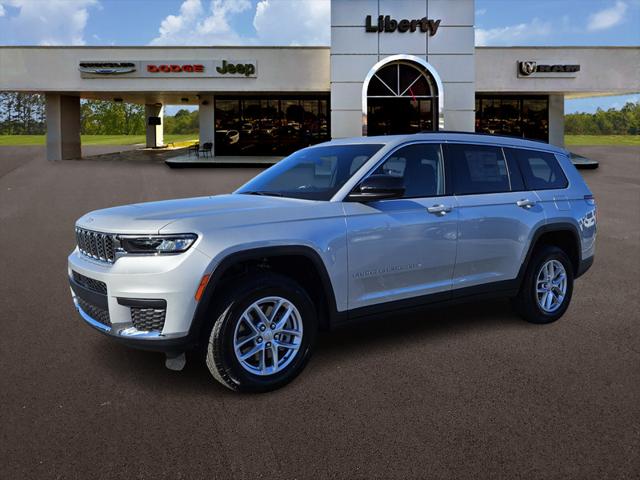 2025 Jeep Grand Cherokee GRAND CHEROKEE L LAREDO X 4X4