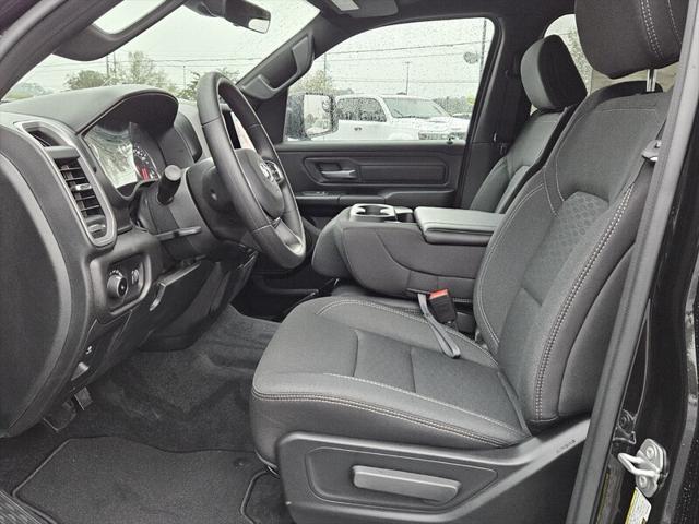 2025 RAM Ram 1500 RAM 1500 TRADESMAN CREW CAB 4X4 57 BOX 2025 RAM Ram 1500 RAM 1500 TRADESMAN CREW CAB 4X4 57 BOX