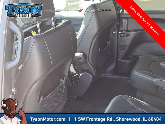 2026 Chrysler Voyager LX