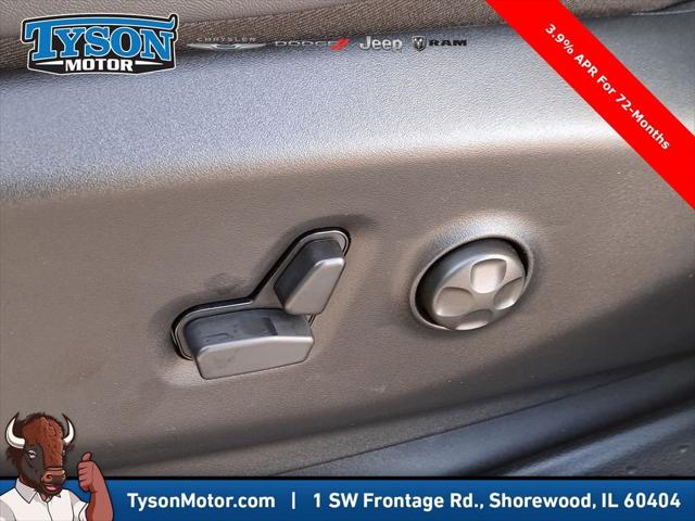 2026 Chrysler Voyager LX
