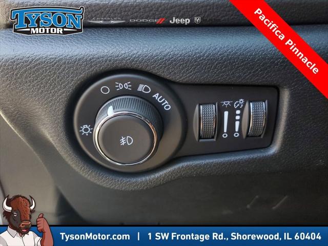 2026 Chrysler Pacifica Pinnacle AWD