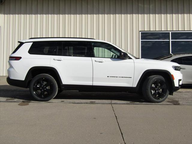 2025 Jeep Grand Cherokee GRAND CHEROKEE L ALTITUDE X 4X4