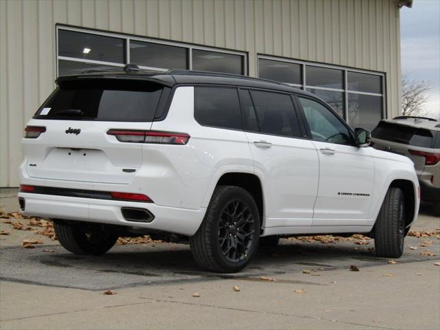 2025 Jeep Grand Cherokee GRAND CHEROKEE L SUMMIT 4X4