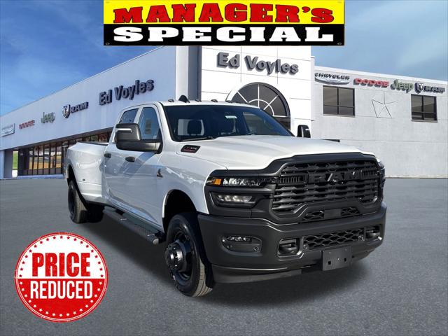 2026 RAM Ram 3500 RAM 3500 TRADESMAN CREW CAB 4X4 8 BOX 2026 RAM Ram 3500 RAM 3500 TRADESMAN CREW CAB 4X4 8 BOX