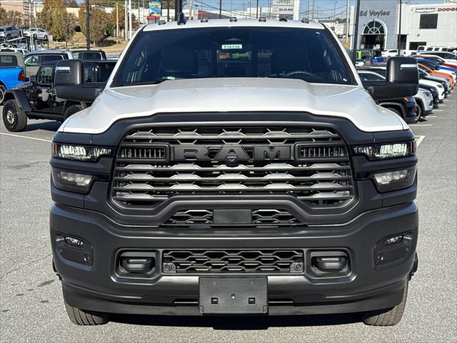 2026 RAM Ram 3500 RAM 3500 TRADESMAN CREW CAB 4X4 8 BOX