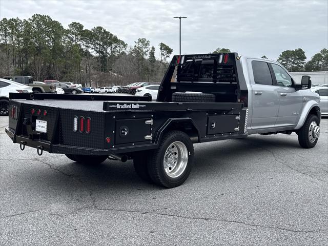 2026 RAM Ram 5500 Chassis Cab RAM 5500 BIG HORN CHASSIS CREW CAB 4X4 84 CA