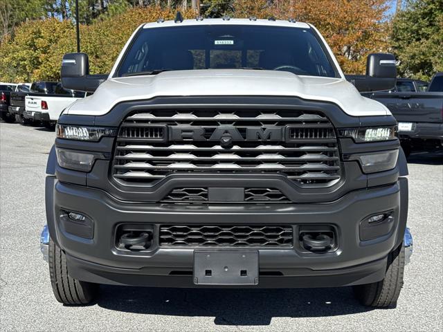 2026 RAM Ram 5500 Chassis Cab RAM 5500 TRADESMAN CHASSIS CREW CAB 4X4 84 CA 2026 RAM Ram 5500 Chassis Cab RAM 5500 TRADESMAN CHASSIS CREW CAB 4X4 84 CA