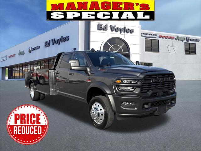 2026 RAM Ram 5500 Chassis Cab RAM 5500 TRADESMAN CHASSIS CREW CAB 4X4 84 CA