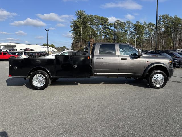 2026 RAM Ram 5500 Chassis Cab RAM 5500 TRADESMAN CHASSIS CREW CAB 4X4 84 CA