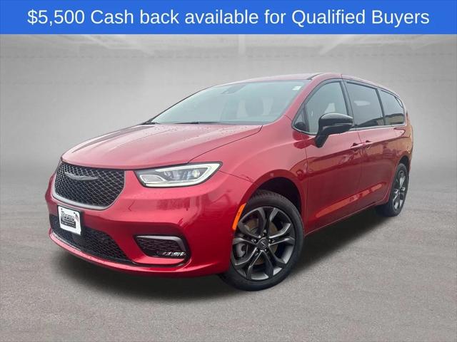 2026 Chrysler Pacifica PACIFICA SELECT AWD