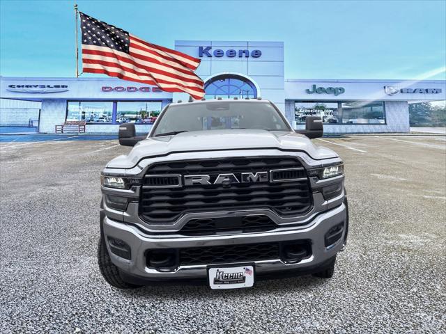 2026 RAM Ram 5500 Chassis Cab RAM 5500 TRADESMAN CHASSIS CREW CAB 4X4 60 CA