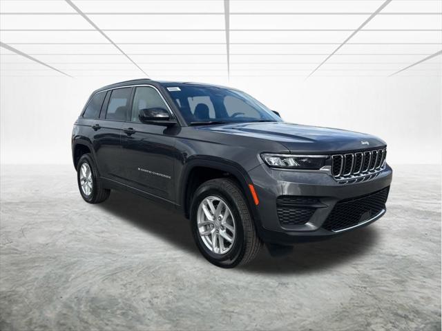 2025 Jeep Grand Cherokee GRAND CHEROKEE LAREDO X 4X2