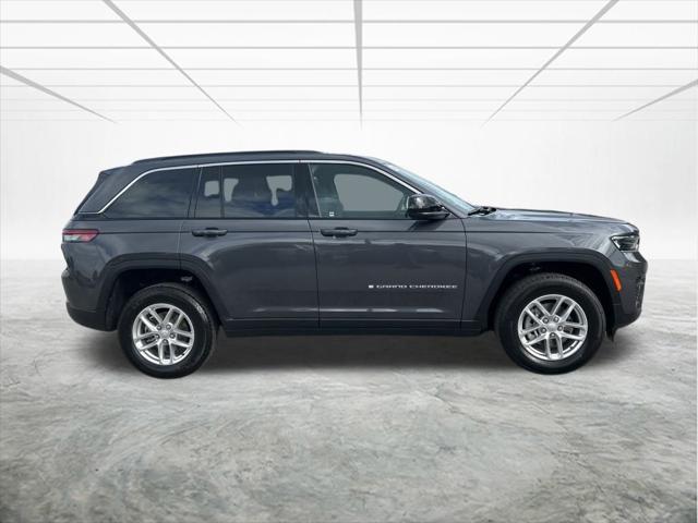 2025 Jeep Grand Cherokee GRAND CHEROKEE LAREDO X 4X2
