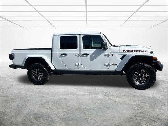 2026 Jeep Gladiator GLADIATOR MOJAVE 4X4 2026 Jeep Gladiator GLADIATOR MOJAVE 4X4