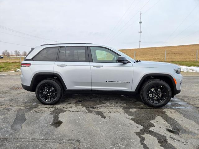 2025 Jeep Grand Cherokee GRAND CHEROKEE ALTITUDE 4X4