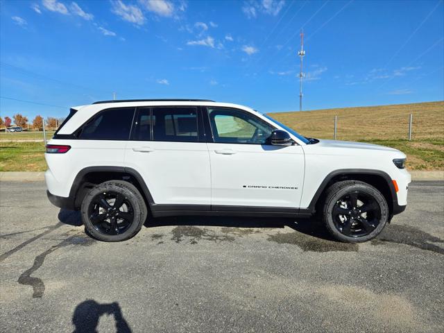 2025 Jeep Grand Cherokee GRAND CHEROKEE ALTITUDE X 4X4