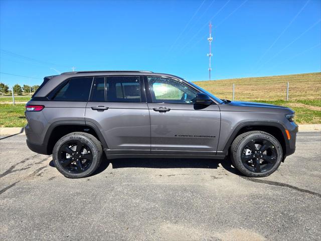 2025 Jeep Grand Cherokee GRAND CHEROKEE ALTITUDE X 4X4 2025 Jeep Grand Cherokee GRAND CHEROKEE ALTITUDE X 4X4