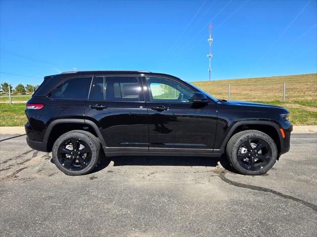 2025 Jeep Grand Cherokee GRAND CHEROKEE ALTITUDE X 4X4 2025 Jeep Grand Cherokee GRAND CHEROKEE ALTITUDE X 4X4