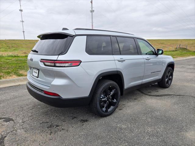 2025 Jeep Grand Cherokee GRAND CHEROKEE L ALTITUDE X 4X4