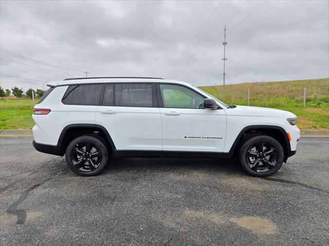 2025 Jeep Grand Cherokee GRAND CHEROKEE L ALTITUDE X 4X4 2025 Jeep Grand Cherokee GRAND CHEROKEE L ALTITUDE X 4X4