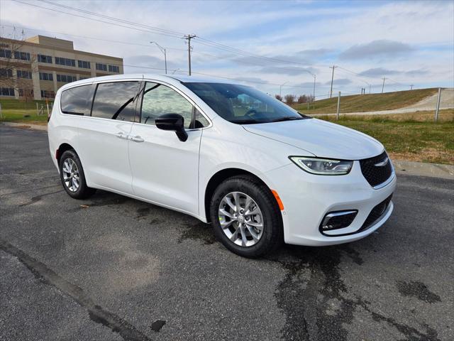 2026 Chrysler Pacifica PACIFICA SELECT AWD 2026 Chrysler Pacifica PACIFICA SELECT AWD