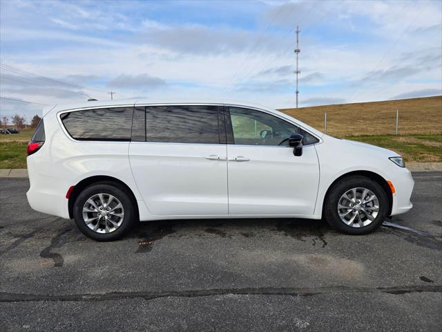 2026 Chrysler Pacifica PACIFICA SELECT AWD 2026 Chrysler Pacifica PACIFICA SELECT AWD